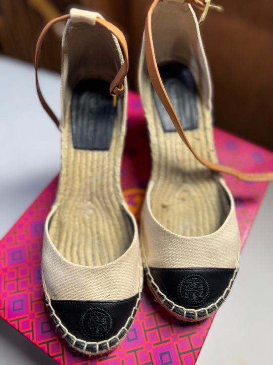 Tory Burch Shoes - Canvas Espadrille Wedge Sandals with Black Cap Toe - Beige TORY BURCH